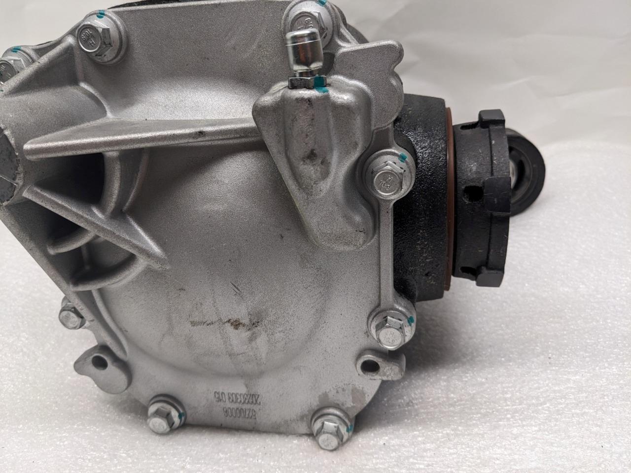 DIFFERENTIAL AXLE CARRIER 52700006, 20230303 NEW B1