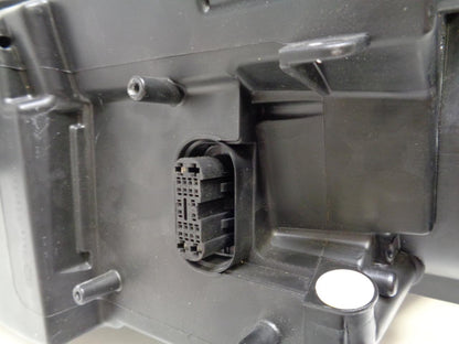 AUDI A6 09-11 RIGHT HEADLIGHT NEW OEM HELLA XENON 009701161 4f0 941 030 SR