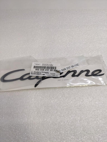 PORSCHE 9555592370003C CAYENNE HATCH LOGO BLACK FOR 04-10 CAYENNE NEW PGB2TB