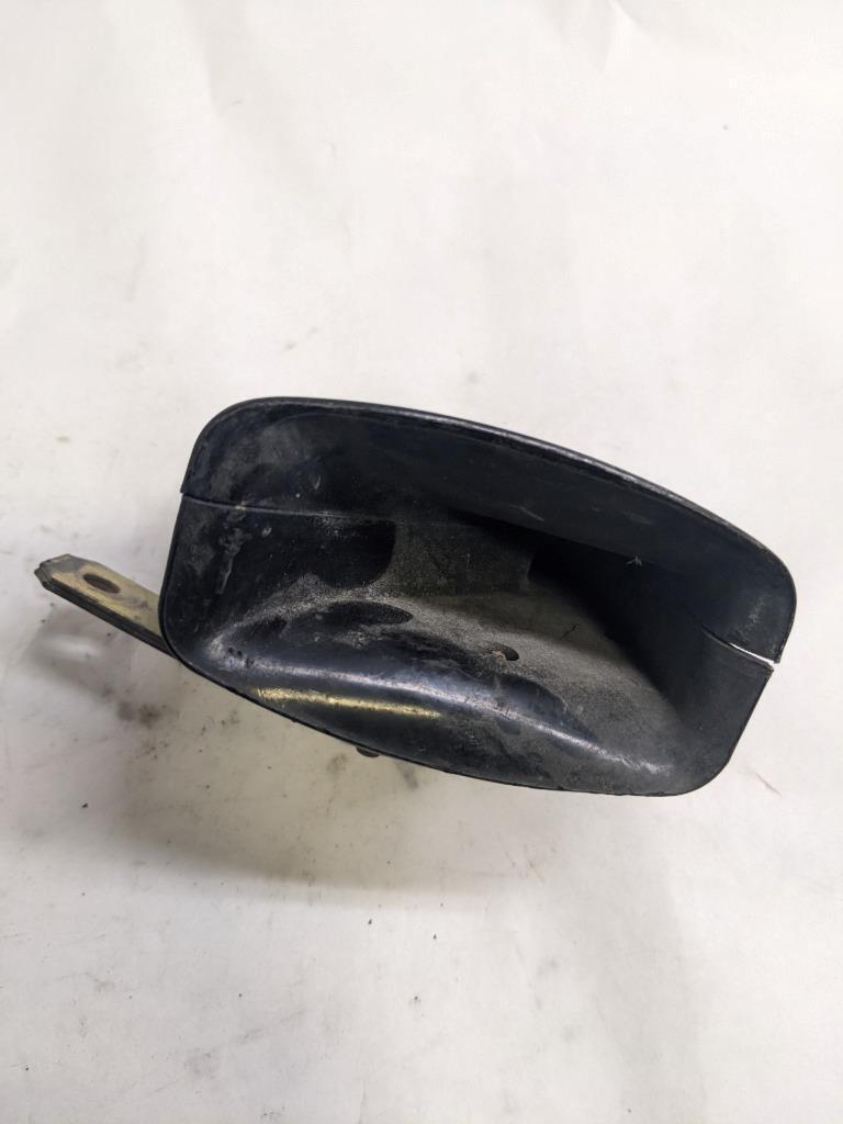 PORSCHE 84-91 944 LOW PITCH TONE ELECTRIC HORN SIREN MIXO TR129 #5 USED R21T2