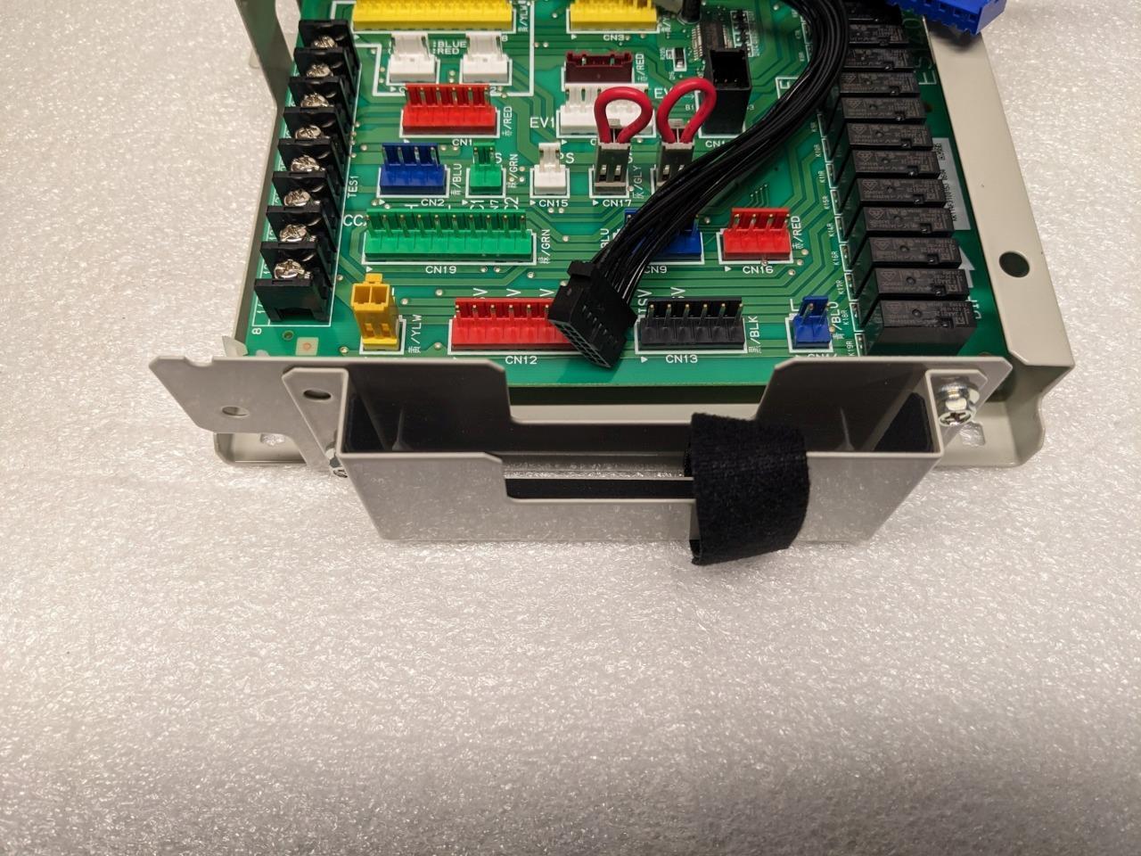 DAIKIN CONTROLLER ASSY 2388799 R4