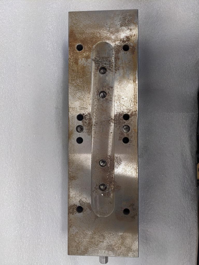 Kurt HDL6 English 6″ JAW WIDTH 4" JAW OPEN Double Station Vise W/O HANDLE NEW H1