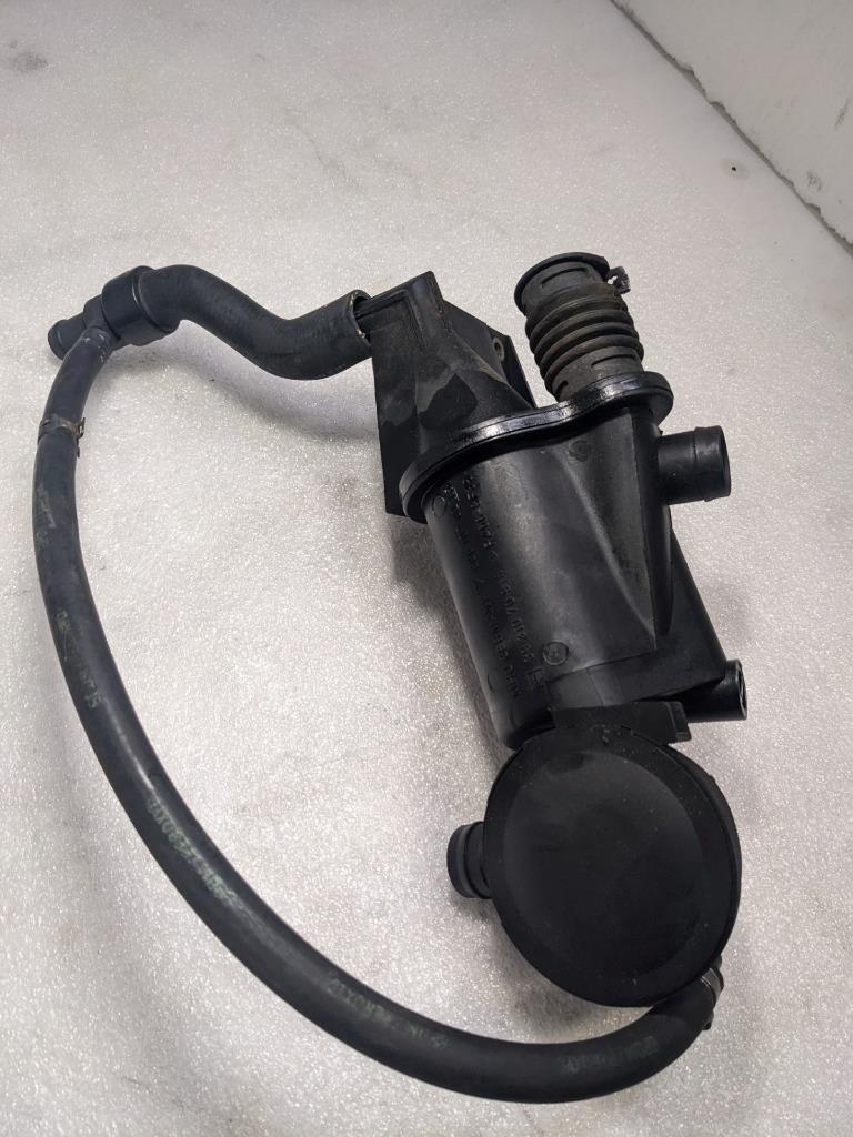PORSCHE OIL SEPERATOR CRANKCASE VENT VALVE W TUBE 99610702355 USED 996BGL