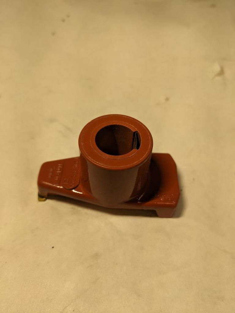 BOSCH DISTRIBUTOR CAP (2) FOR PORSCHE CARERREA/TARGA/TURBO 04216 NEW r20t5