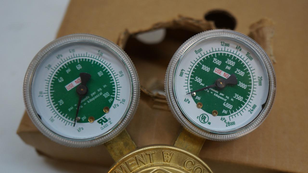 NEW VICTOR PRESSURE REGULATOR CSR250C R17