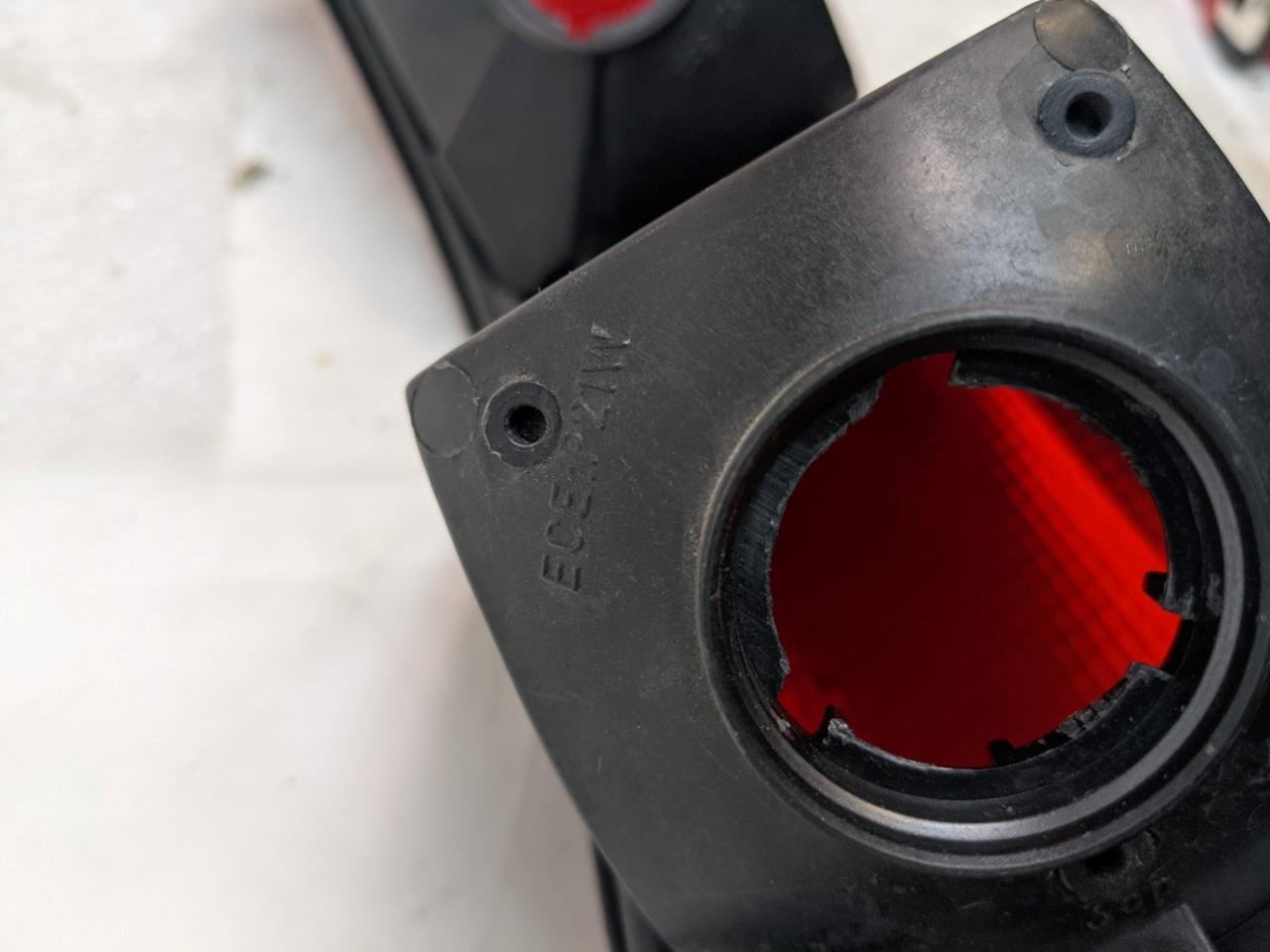 PORSCHE 993 REAR TAIL LIGHT AIP2ST92 NEW R24