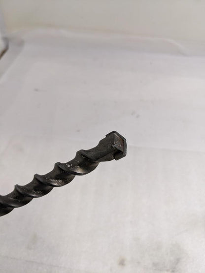 UNBRANDED SDS-MAX DRILL 3/4" X 17" CARBIDE WITH BENT CUTTER USED R22T2