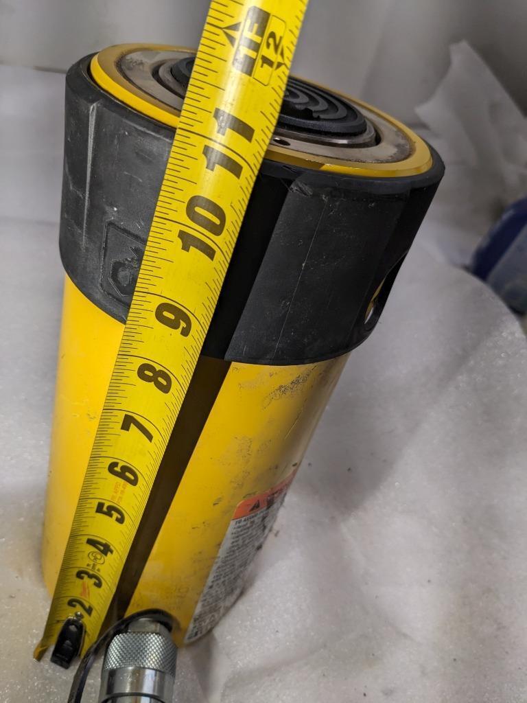 ENERPAC GENERAL PURPOSE HYDRAULIC CYLINDER 55.2 TON CAPACITY/ 6.25" RC506 R15