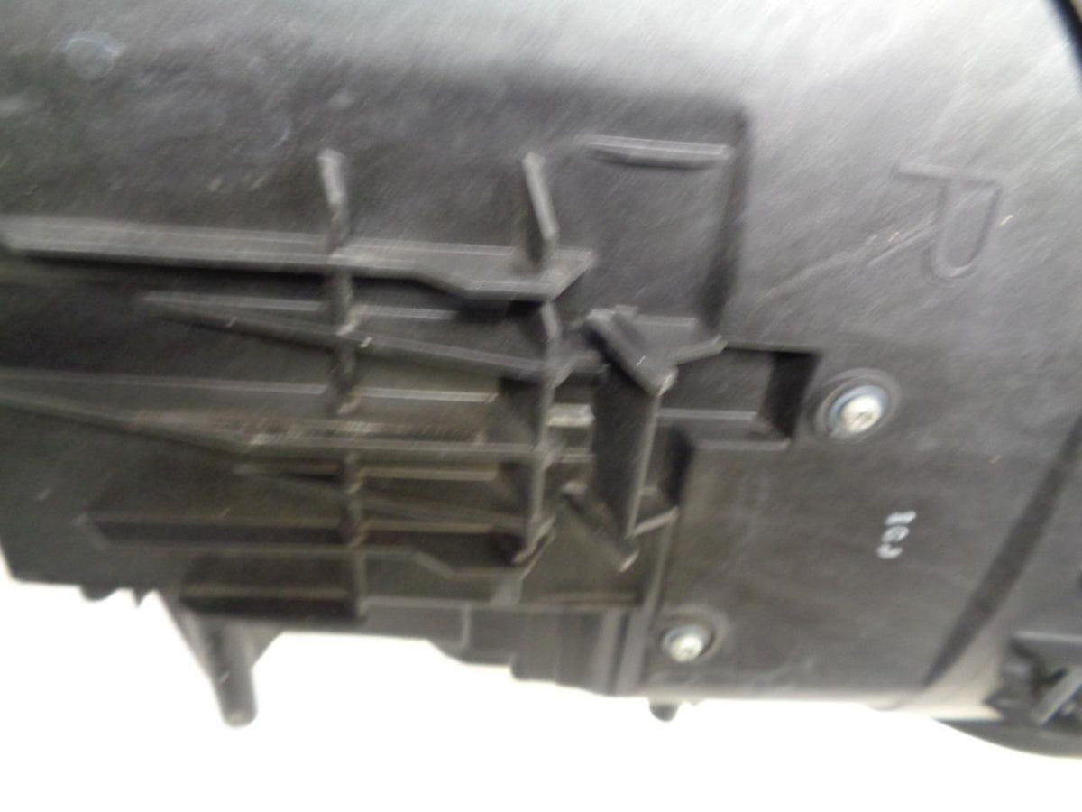 USED GENUINE 987 PORSCHE XENON RIGHT HEADLIGHT 987 631 158 23 SR