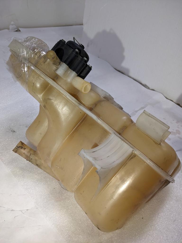 PORSCHE 996 COOLANT RESERVOIR 1999-2000 PORSCHE 99610604756 USED 996BGL