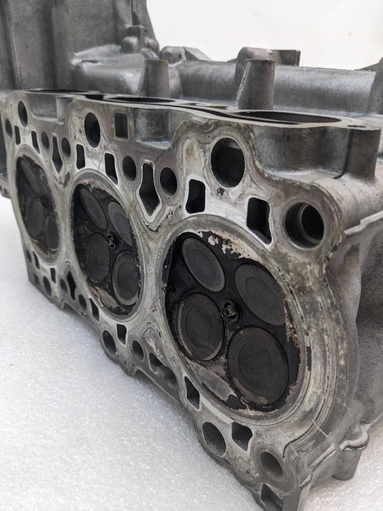 PORSCHE 911/996 CYLINDER HEAD ASSEMBLY W COVER 9961041391R #3 SR:0084  996GL2