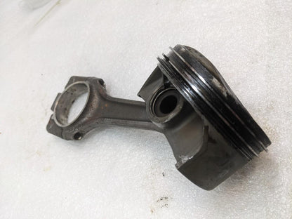 PORSCHE CAYENNE PISTON CONNECTING ROD #3 (CRACKED) 9461191R USED R24