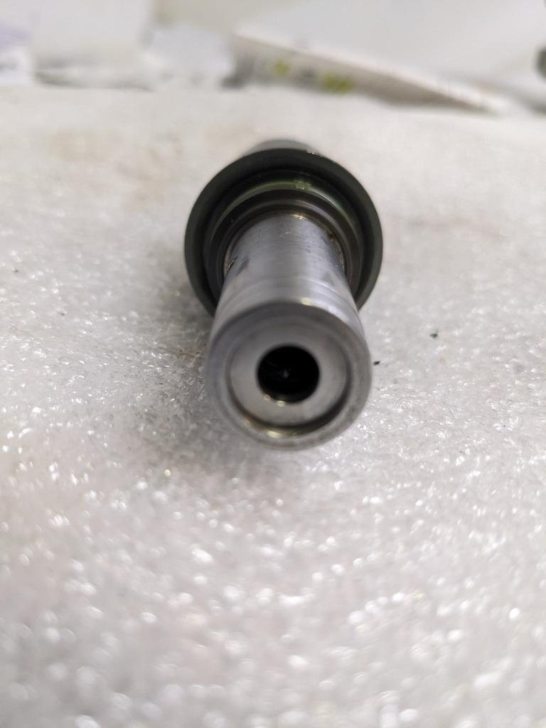 PORSCHE BOXSTER 987 05-08 VARIABLE VALVE TIMING SOLENOID 99610530305 USED 996G.L