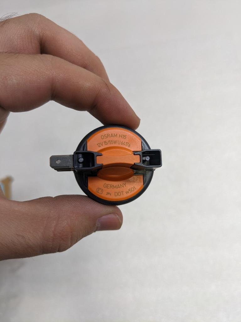 PORSCHE N10733301 HEADLIGHT BULB FOR 16-18 MACAN NEW PGB2TA