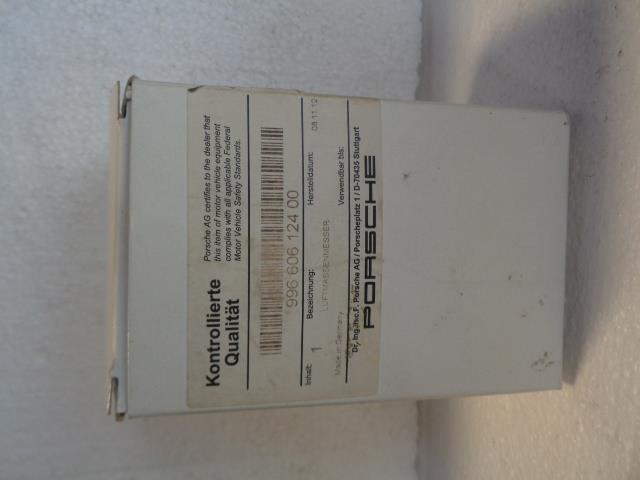 NEW GENUINE PORSCHE AIR MASS SENSOR 996 606 124 00 R24T1