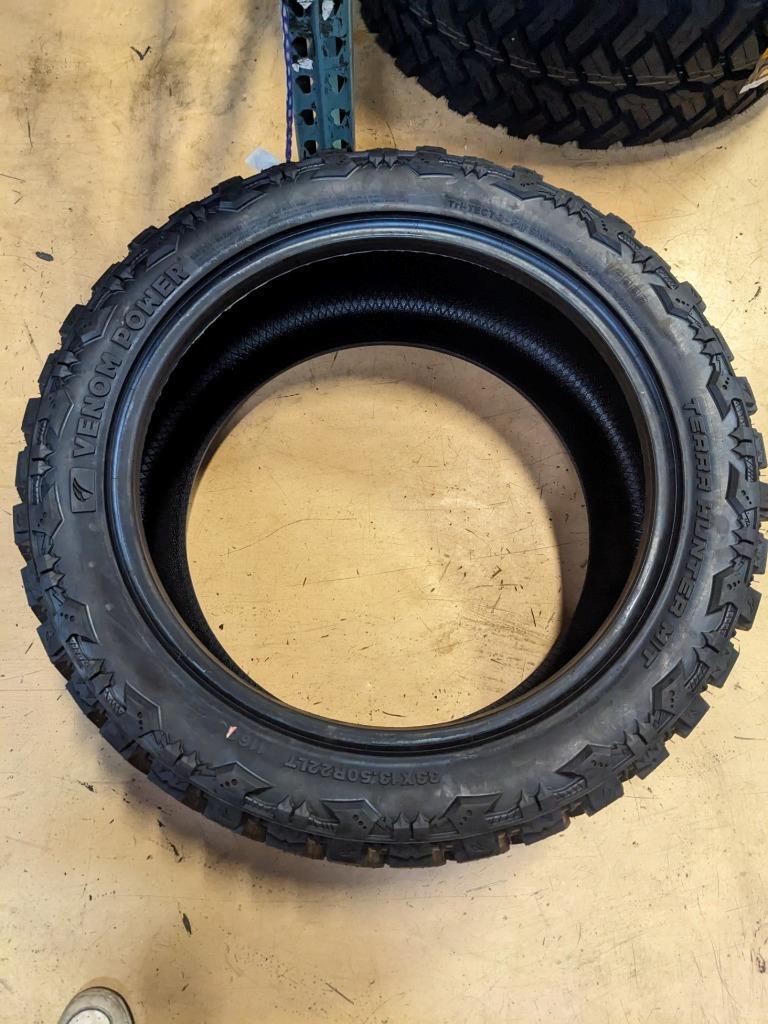 VENOM POWER TERRA HUNTER MT LT 33 13.5 22 116Q LRF 12PLY TIRE CVPMT22 CQ3