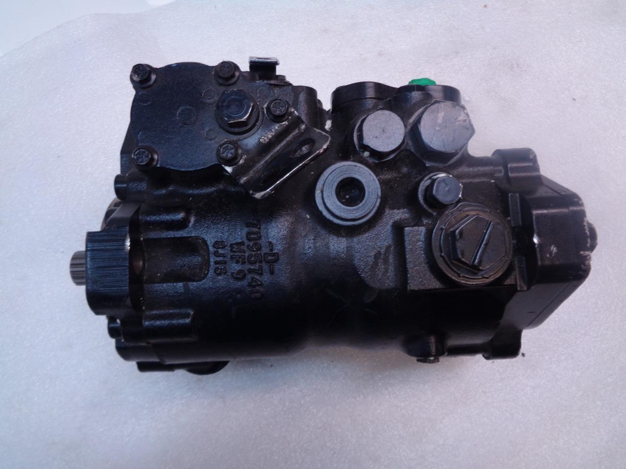 SAUER DANFOSS PUMP W/ HYDRAULIC DISPLACEMENT CONTROL MPV046/MCV108C3011 NEW H1