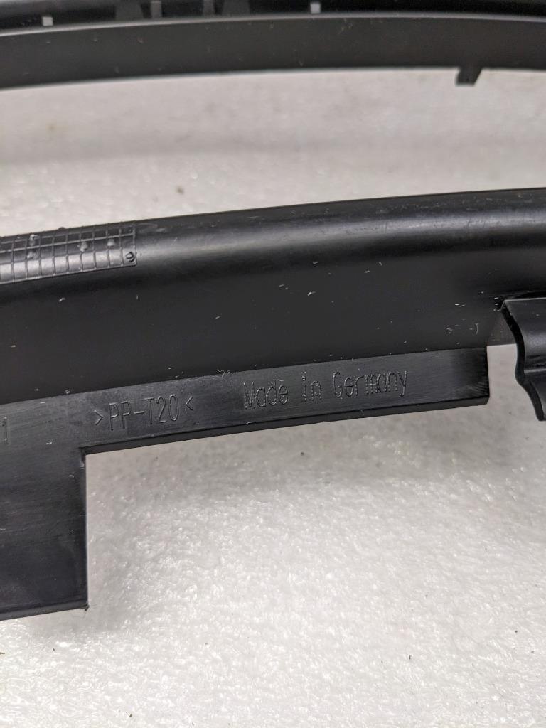 PORSCHE 99750554101 FRONT CENTER GRILLE FRAME FOR PORSCHE USED R24