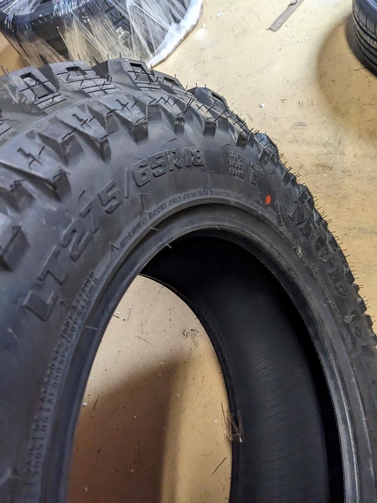 MUD CLAW COMP MTX LT 275 65 18 123/120Q LRE 10PLY TIRE MTX40 CQ2