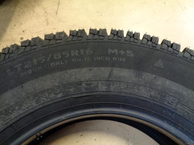 NOS ARTIC CLAW WINTER WXI LT 215 85 16 115/112Q LRE 10PLY TIRE ARC15 SU16 BQ3