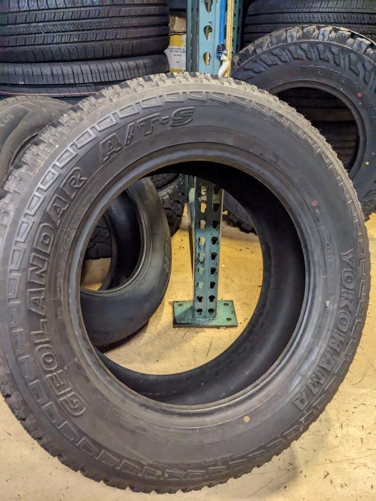 NOS YOKOHAMA GEOLANDAR A/T-S BSW P 265 60 18 110H SL TIRE 01270 CQ2