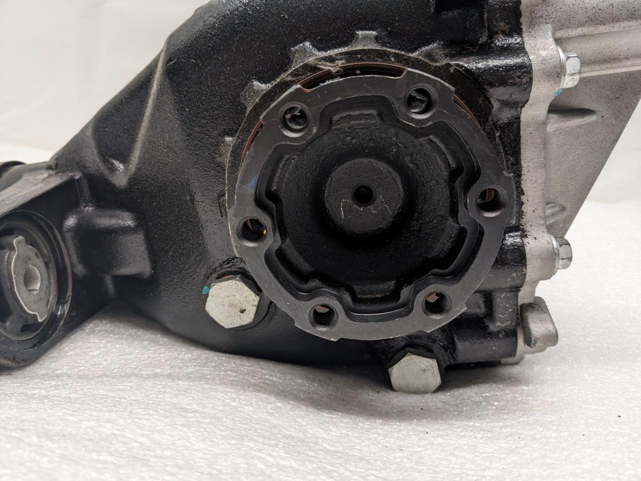 DIFFERENTIAL AXLE CARRIER 52700006, 20230303 NEW B1