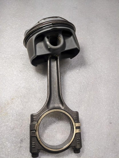PORSCHE 987 BOXSTER PISTON & CONNECTING ROD #5 9961031028R USED 996B.G.L.