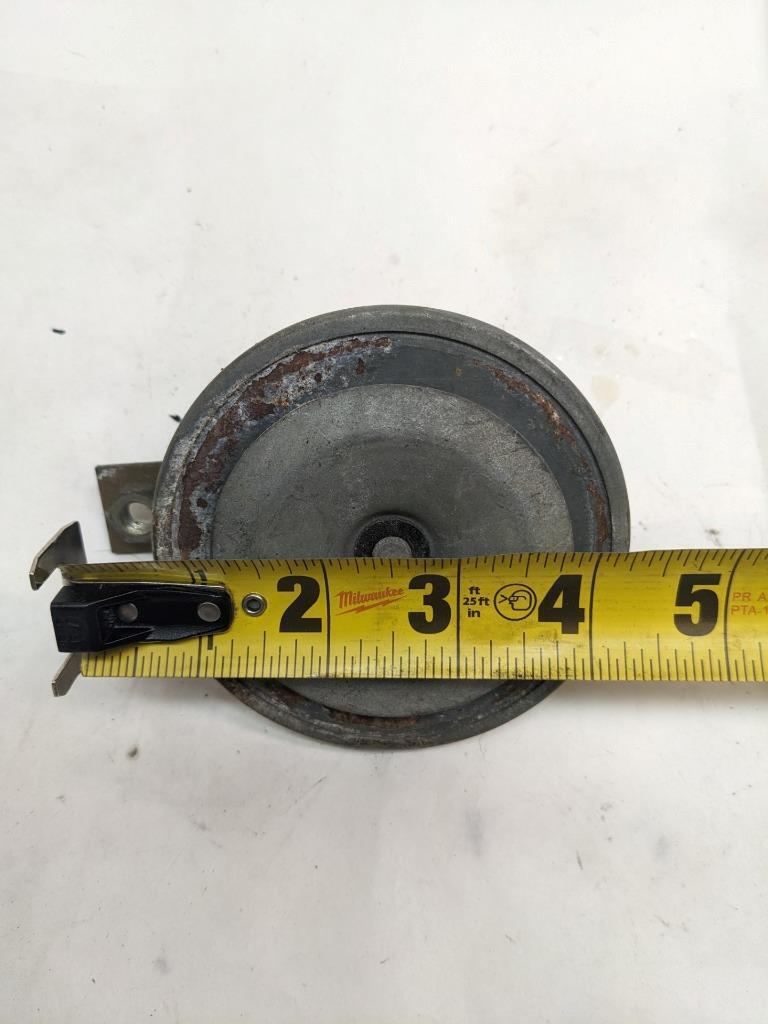 PORSCHE 911 ANTI-THEFT WARNING HORN ALARM SYSTEM 400HV 111951213 #2 USED R21T2