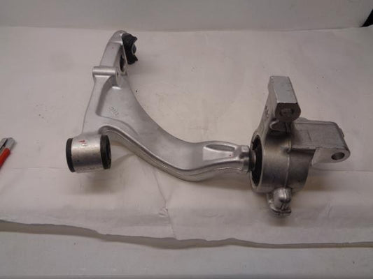 NISSAN FRONT CONTROL ARM LOWER RIGHT ASSY . 54500-1CAOC R16