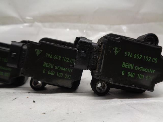 BERU PORSCHE IGNITION COILS SET OF 6 w/ BOLTS USED 996 602 102 00 R25T6