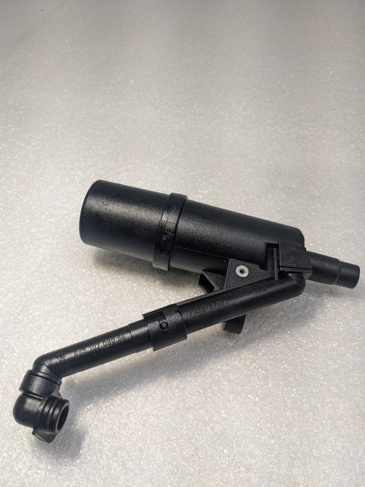 PORSCHE 1999-2000 911/996 ENGINE OIL SEPERATOR 99610708054 USED 996GL2T1