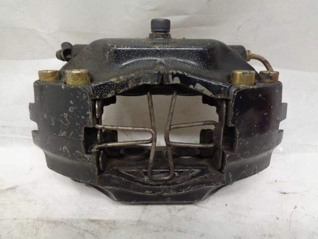 USED GENUINE PORSCHE 944 BREMBO BRAKE CALIPERS 20 4672 00/20 4673 00 R20T4