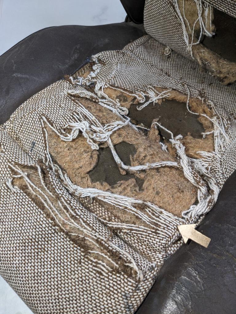 PORSCHE 1981 998 BROWN RECLINING MANUAL SEAT FOR PORSCHE (LEFT) USED B2