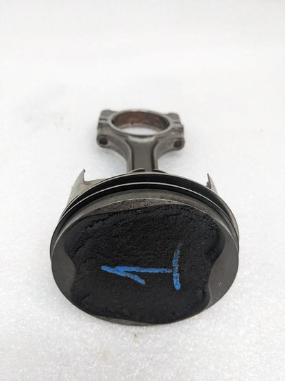 PORSCHE 911/996  CONNECTING PISTON ROD #1 9961031026R USED 996BGL2T2