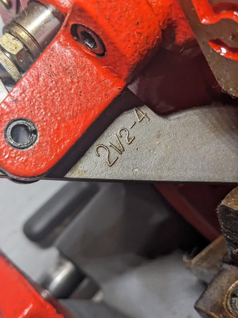 ROTHENBERGER 63006 Pipe Threading Machine 1/2 To 4 In B2