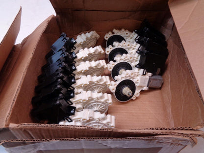 LEFT FRONT DRIVER WINDOW MOTOR FOR 2007-17 FORD EXPIDITION LINCOLN NAVIGATOR R17