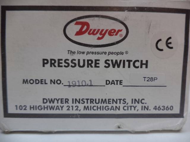 NEW DWYER COMPACT LOW PRESSURE SWITCH 1910-1 R4TB