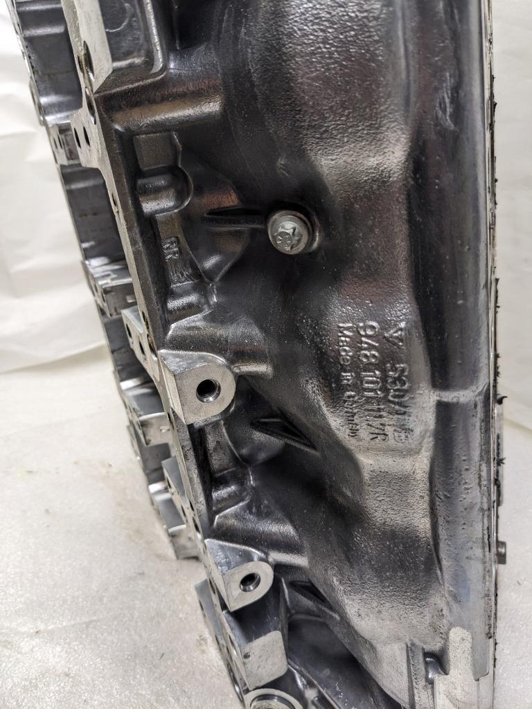 PORSCHE BARE ENGINE CASE FOR 03-10 CAYENNE 9PA 4.5L V8 USED I1