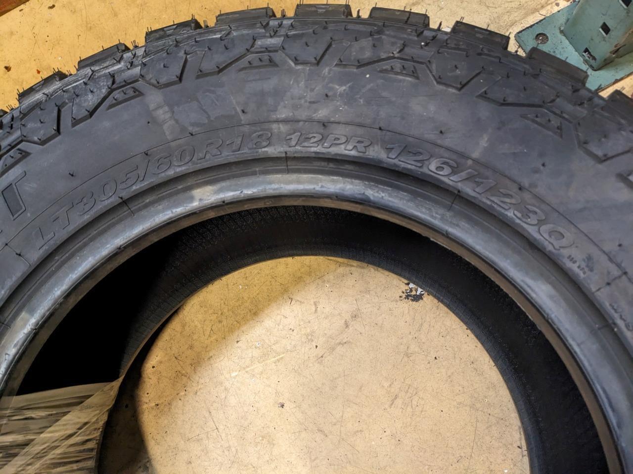 NEOTERRA NEOMAX RT LT 305 70 16 126/123Q LRF 12PLY TIRE 6965613731112 CQ3