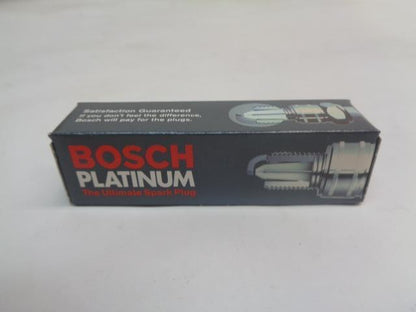 BRAND NEW BOSCH PLATINUM DODGE HONDA SPARK PLUG 4 PACK 4230 R13T3