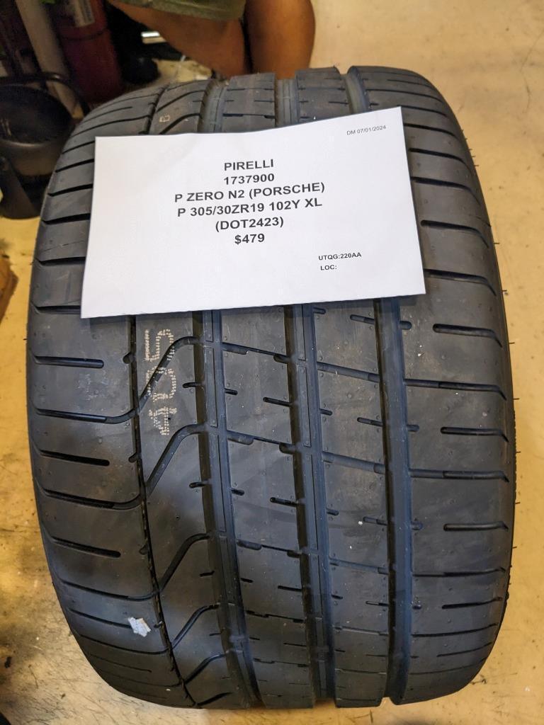 PIRELLI P ZERO N2 (PORSCHE) P 305 30 19 102Y XL TIRE 1737900 CQ3