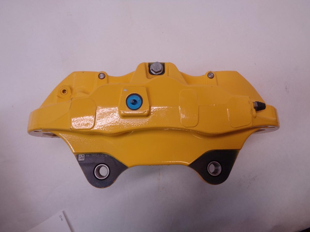 1 NEW GM/DODGE YELLOW BREMBO 6 PISTON REAR BRAKE CALIPER w/ PADS R7