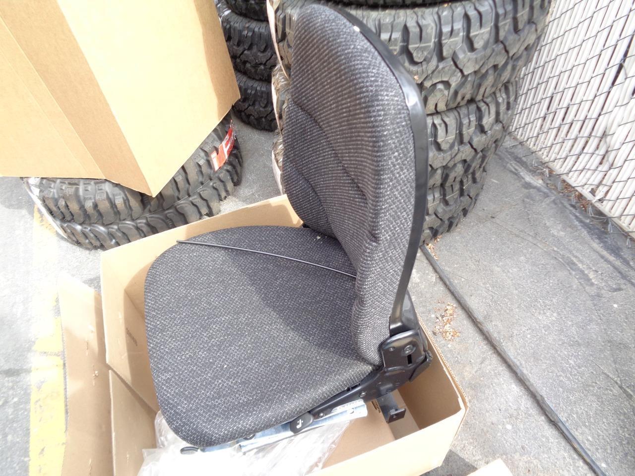 SEARS SEATING M2/C2+ LOW PROFILE BLACK ASPHALT FABRIC CHAIR 83H3D0YNNNNN BAY3