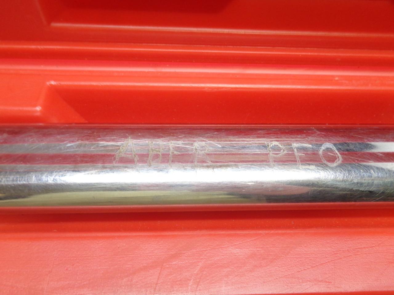 USED PROTO J6018AB 3/4 INCH DRIVE TORQUE WRENCH 32" LENGTH 60-300LB RANGE R18