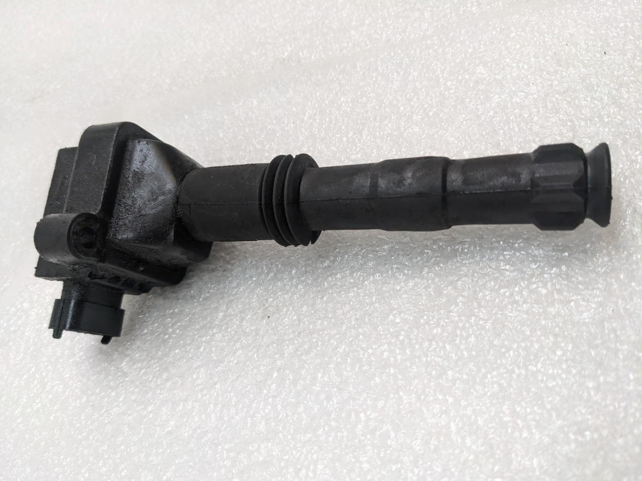 GENUINE PORSCHE BERU IGNITION COIL 99760210200 USED R20T8