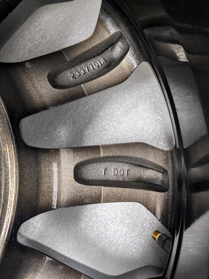 Chevrolet 23377014 Wheel 18x8.5 FOR 2019-2023 Silverado 1500 Sierra USED WR