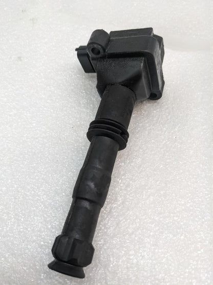 GENUINE PORSCHE BERU IGNITION COIL 99760210200 USED R20T8