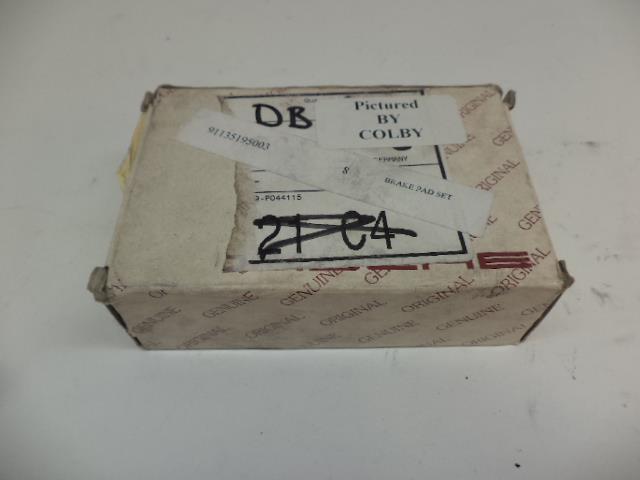 NEW SET OF GENUINE PORSCHE FRONT BRAKE PADS 911 351 950 03 R20T5