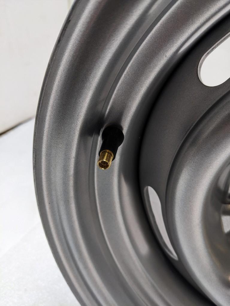 1 WHEEL VINTIQUES 344734044 34 CAMARO RALLYE SILVER SERIES 14X7 4.25BS NEW WR