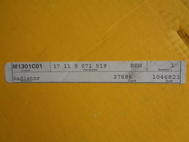 NEW 1999-2008 BMW RADIATOR BEHR RAX087 17-11-9-071-519 99000053 W/ BLOTCH SR
